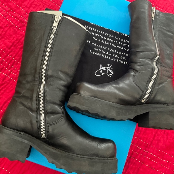 Fluevog Evers Booties 9 - Picture 15 of 16